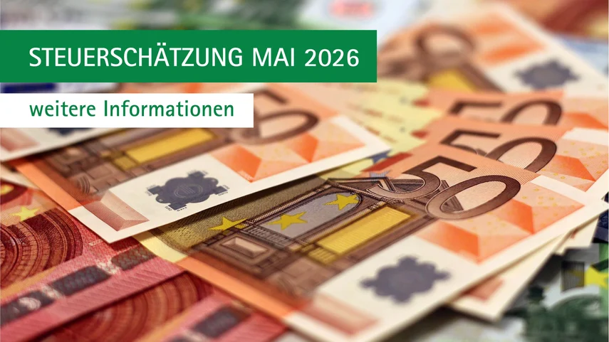 Text Steuerschätzung Mai 2026 vor Hintergrund mit Geldscheinen
